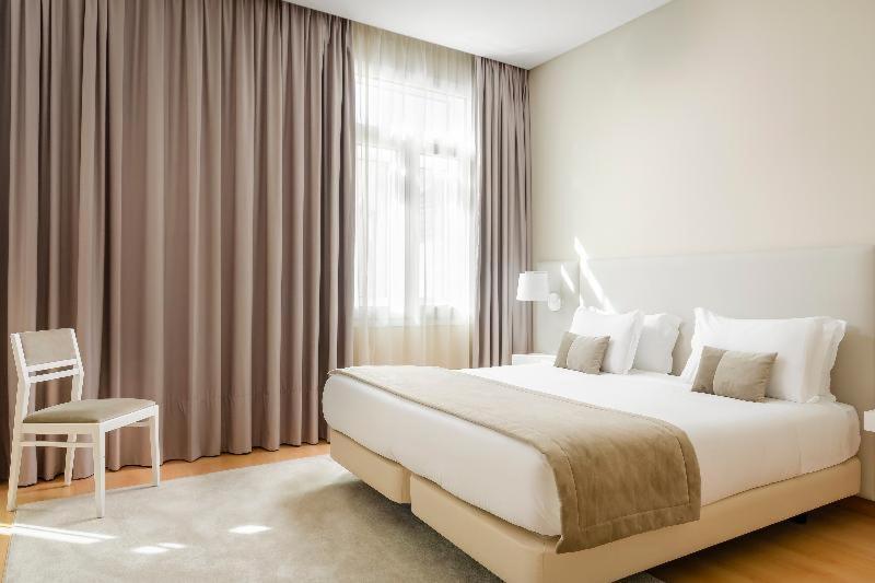 Double Room with Romantic Package,1209235327:JPEG